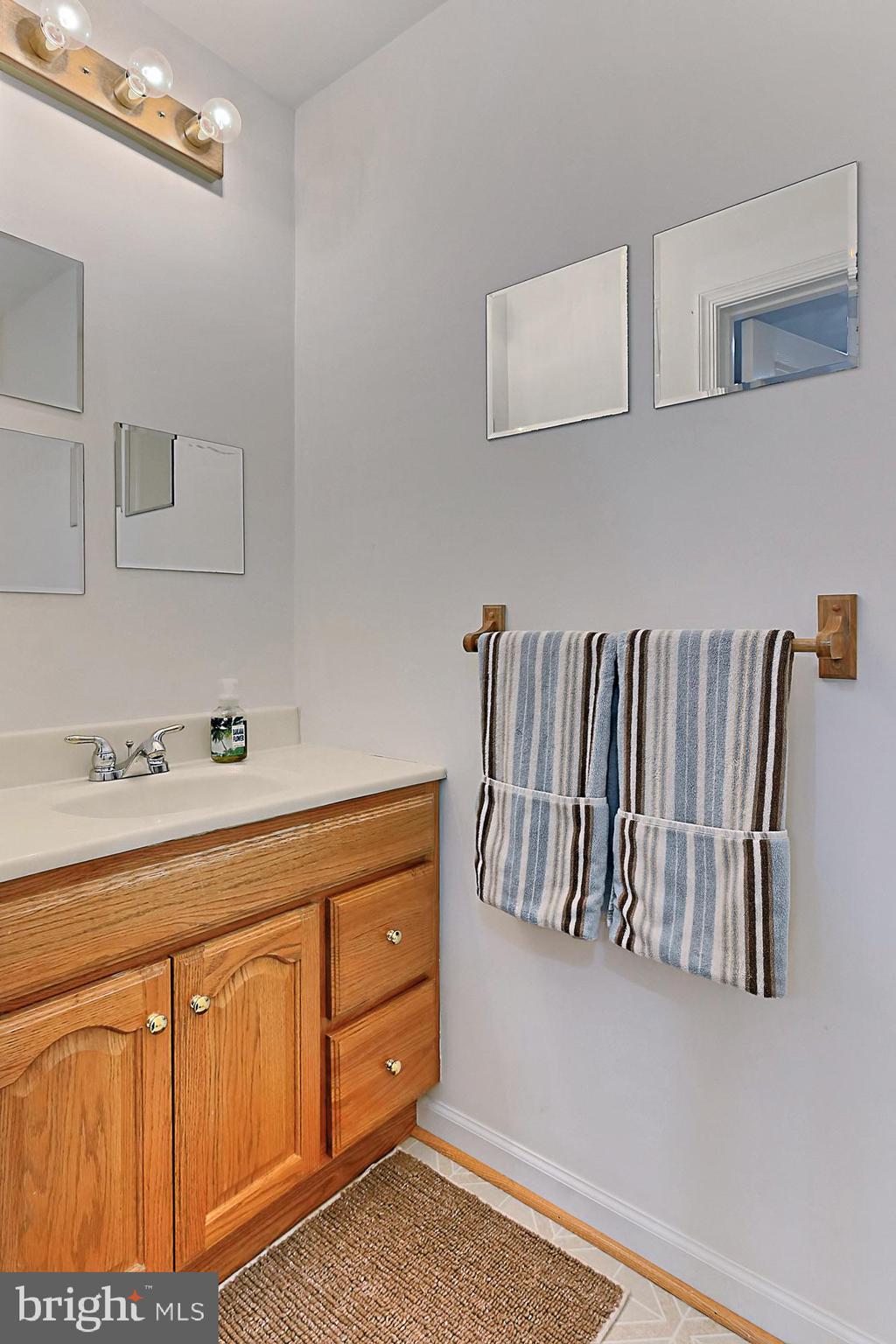 34 West Glebe Road Alexandria, VA 22305 - Photo 33 of 41 Half Bath