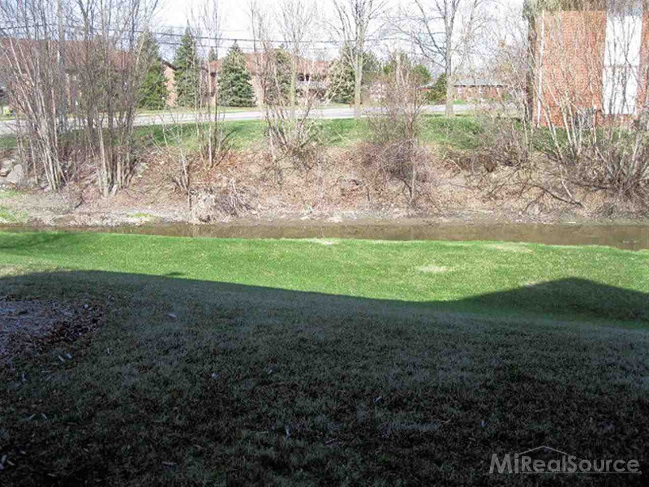 33522 Utica Road Fraser, MI 48026 - Photo 20 of 24 31188994-20.JPG