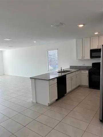 $2,300 | 2840 Eppright Drive, Little Elm, TX 75068