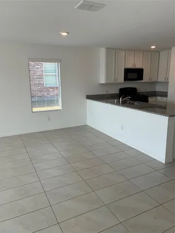 $2,300 | 2840 Eppright Drive, Little Elm, TX 75068