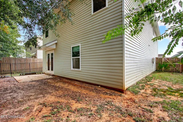 $265,000 | 2117 Toulouse Street, Ocean Springs, MS 39564