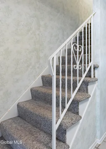 $459,900 | 38 Joy Drive, Colonie, NY 12211