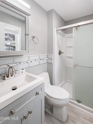 $459,900 | 38 Joy Drive, Colonie, NY 12211