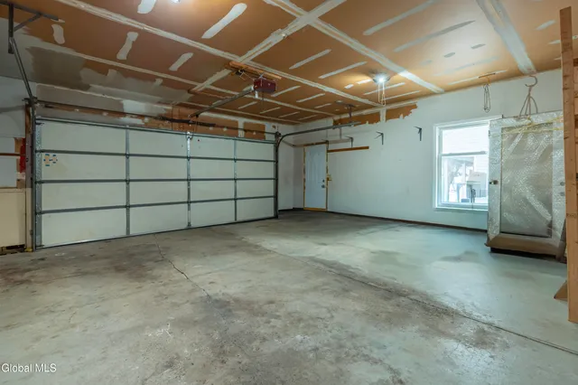 $459,900 | 38 Joy Drive, Colonie, NY 12211