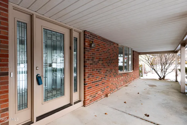 $459,900 | 38 Joy Drive, Colonie, NY 12211