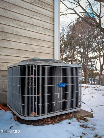 $459,900 | 38 Joy Drive, Colonie, NY 12211