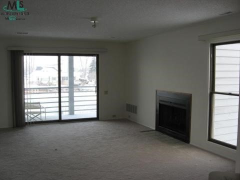 31705 South River Road, Unit D Harrison Township, MI 48045 - Photo 5 of 9 573269-4.JPG