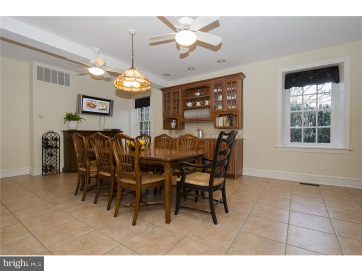 772 Darby Paoli Road Berwyn, PA 19312 - Photo 11 of 25 Breakfast Room