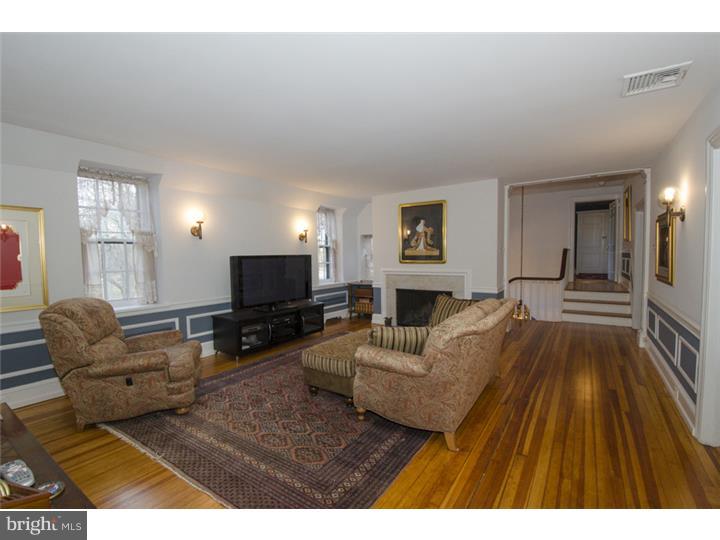 772 Darby Paoli Road Berwyn, PA 19312 - Photo 12 of 25 Family Room