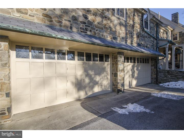 772 Darby Paoli Road Berwyn, PA 19312 - Photo 23 of 25 Garage