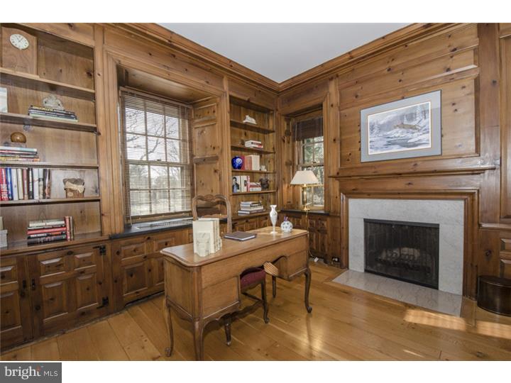 772 Darby Paoli Road Berwyn, PA 19312 - Photo 6 of 25 Library