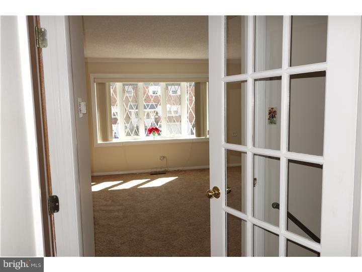 12534 Richton Road Philadelphia, PA 19154 - Photo 11 of 23 View