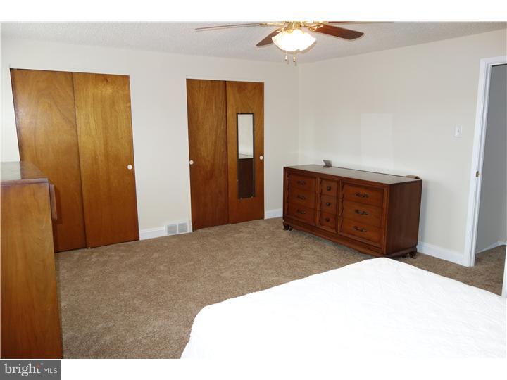 12534 Richton Road Philadelphia, PA 19154 - Photo 14 of 23 Bedroom - Main