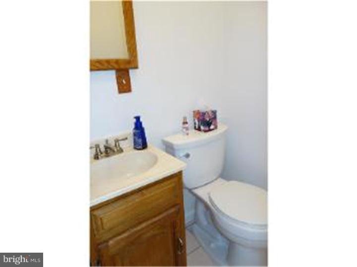 12534 Richton Road Philadelphia, PA 19154 - Photo 10 of 23 Half Bath