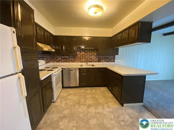 $275,000 | 2815 Whitemarsh Place, Lower Macungie Township, PA 18062