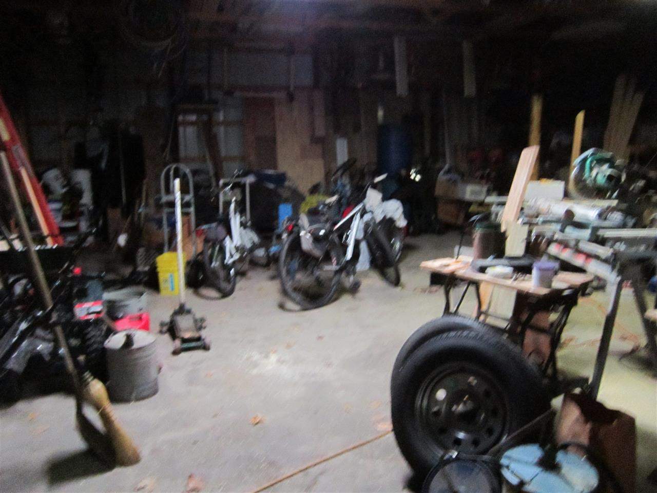 9150 East Grandview Road Traverse City, MI 49684 - Photo 37 of 47 1791443-36.JPG