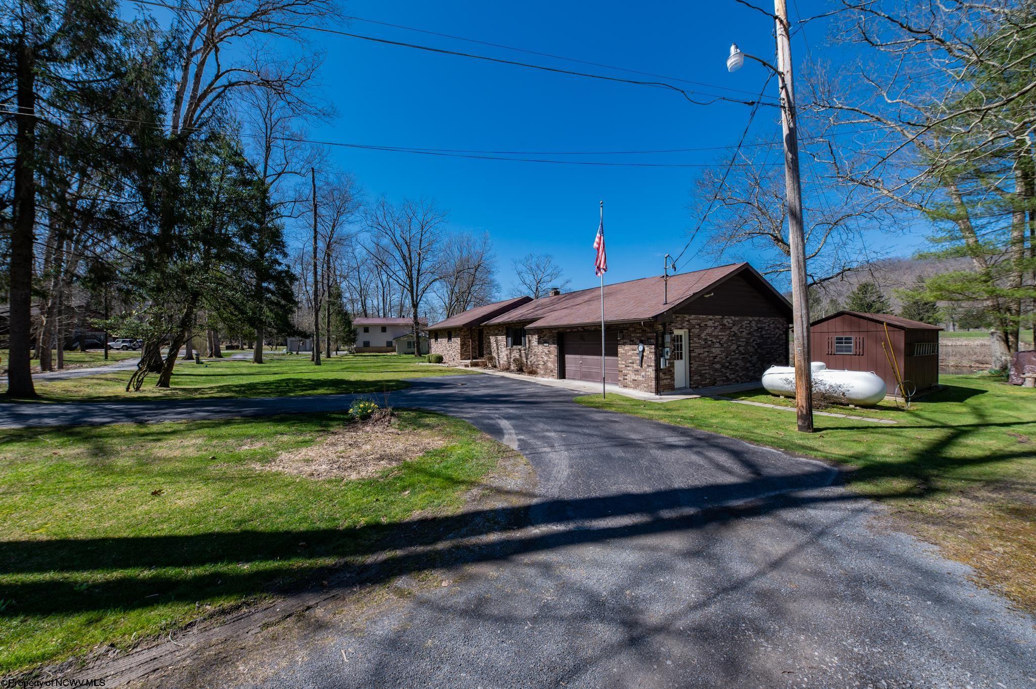 176 Lakeside Road Terra Alta, WV 26764 - Photo 24 of 30 Gallery Image 24