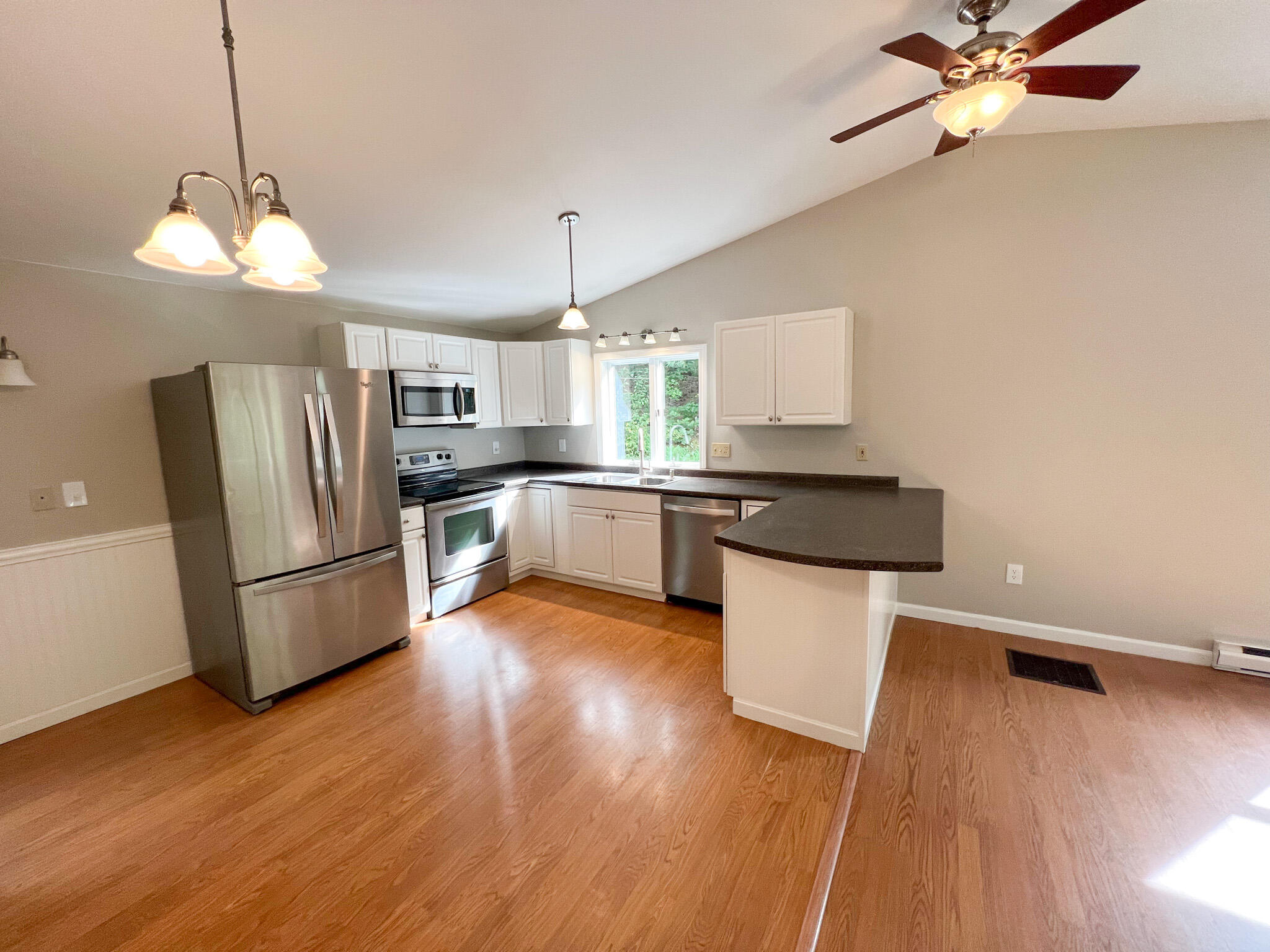 9 Eastwoods Road Kennebunk, ME 04043 - Photo 47 of 58 11