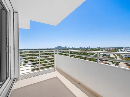 $445,000 | 888 Intracoastal Drive, Unit 12F, Fort Lauderdale, FL 33304