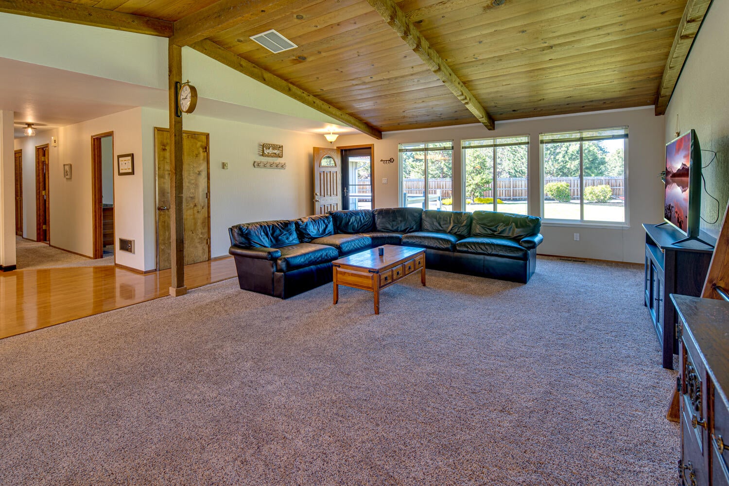 60588 Springtree Court Bend, OR 97702 - Photo 19 of 50 60588-053