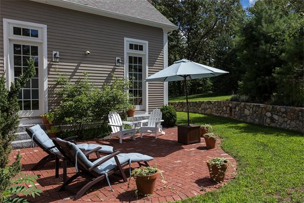 16 Shade Street Lexington, MA 02421 - Photo 6 of 30