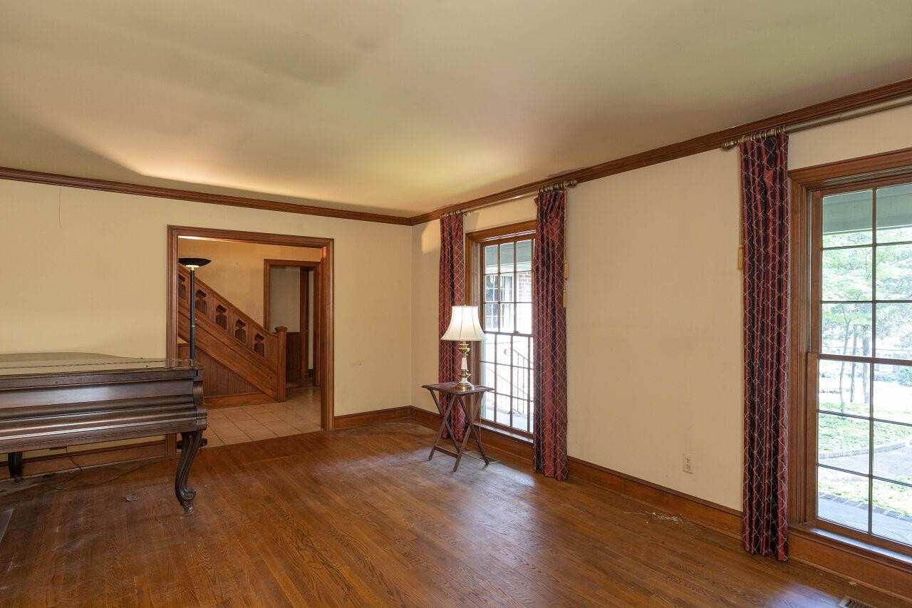 321 Buncombe Street Raleigh, NC 27609 - Photo 5 of 48 Photo 5