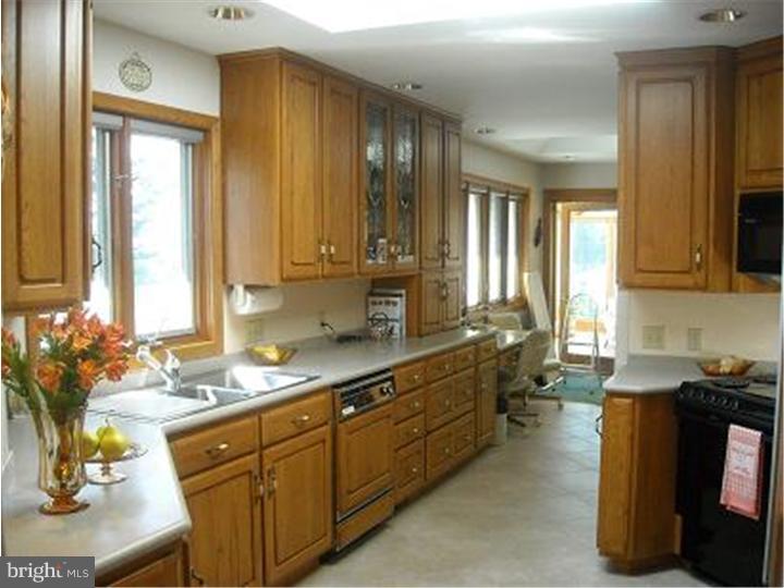 205 West Neversink Road Reading, PA 19606 - Photo 8 of 14 Kitchen