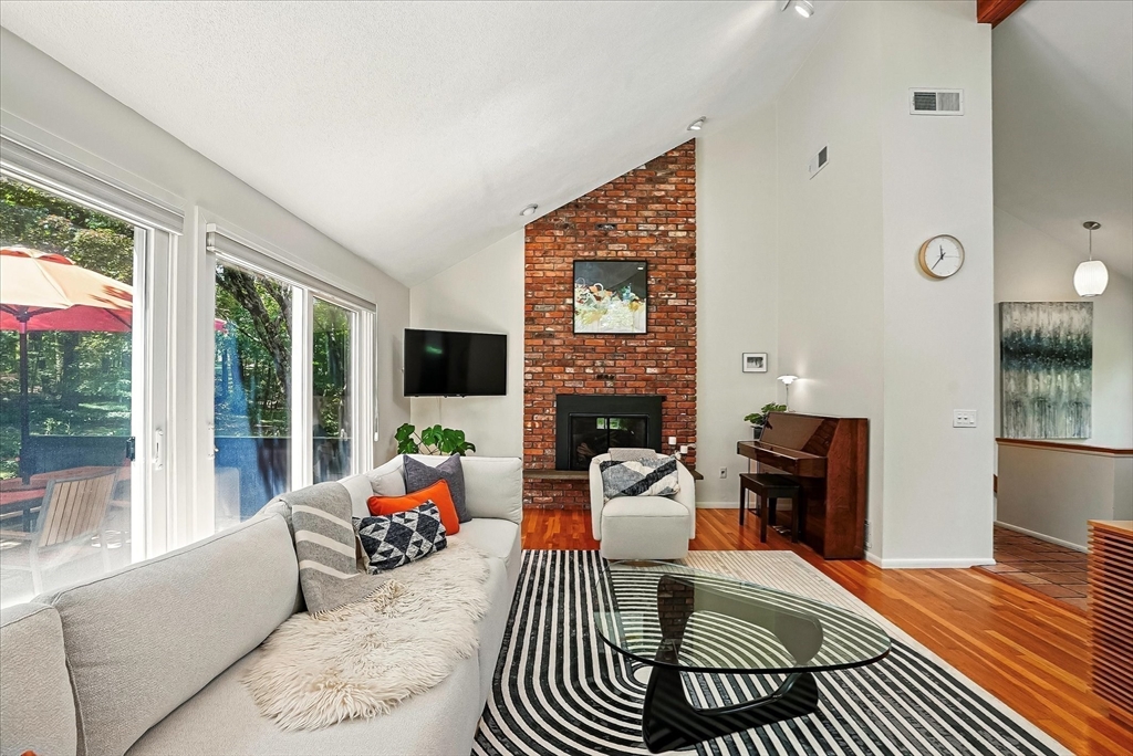 13 Robinwood Road Acton, MA 01720 - Photo 11 of 42 Gallery Image 11