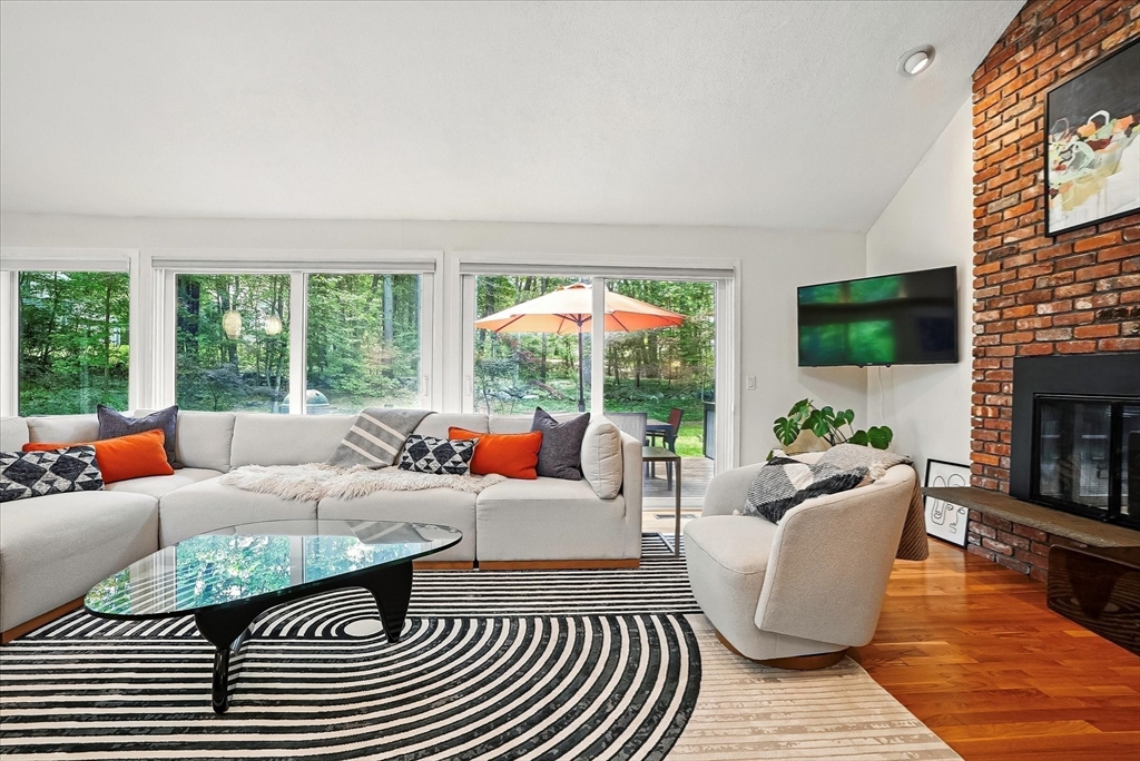 13 Robinwood Road Acton, MA 01720 - Photo 8 of 42 Gallery Image 8