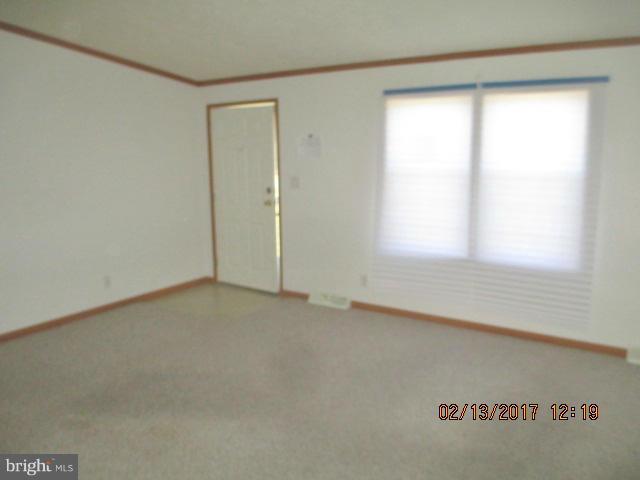 6571 Cabin Ridge Road Hurlock, MD 21643 - Photo 5 of 17 Living Room
