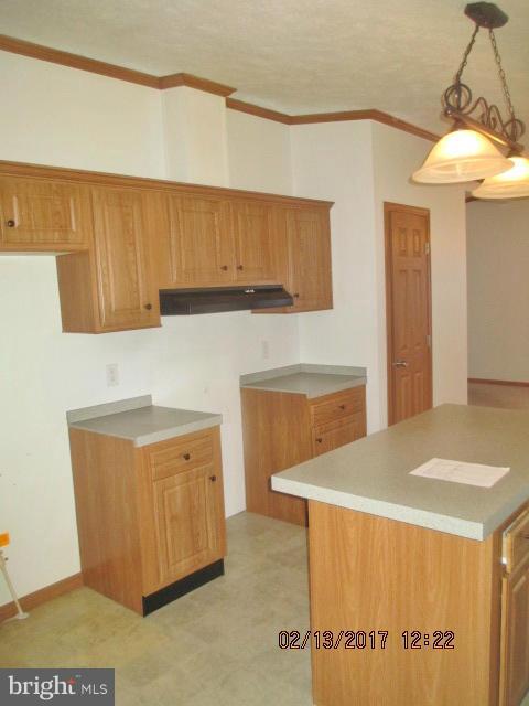 6571 Cabin Ridge Road Hurlock, MD 21643 - Photo 7 of 17 Kitchen