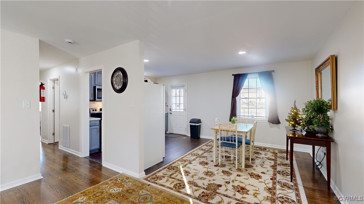 529 South Azalea Road Petersburg, VA 23805 - Photo 9 of 28 Dining Room - Open Concept