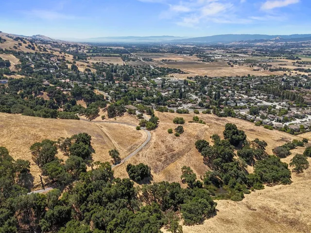 $2,999,999 | 17101 Kruse Ranch Lane, Morgan Hill, CA 95037