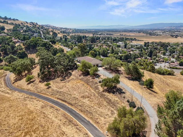 $2,999,999 | 17101 Kruse Ranch Lane, Morgan Hill, CA 95037