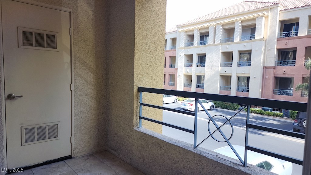270 East Flamingo Road, Unit 133 Las Vegas, NV 89169 - Photo 10 of 13 View of balcony