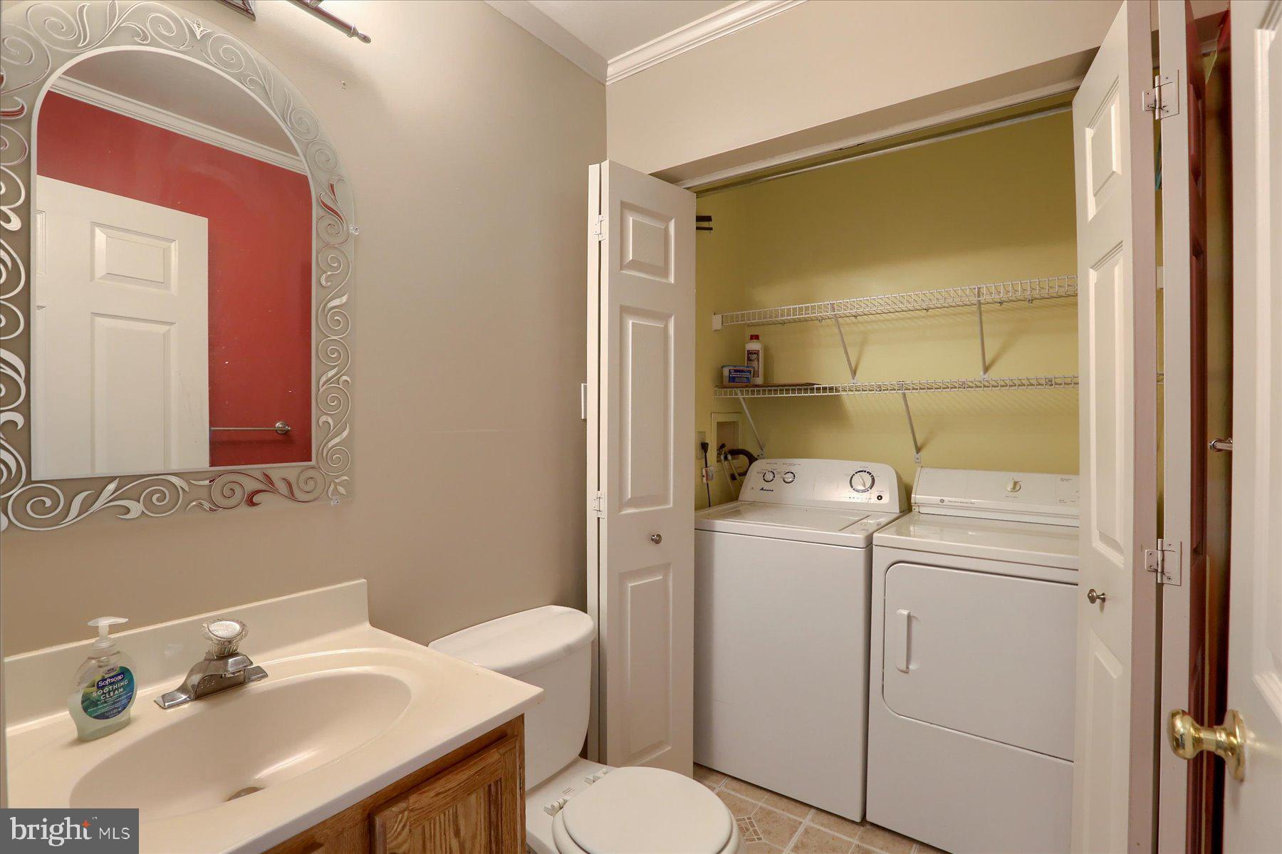 305 Country Club Road, Unit 305 Red Lion, PA 17356 - Photo 2 of 24 Gallery Image 2