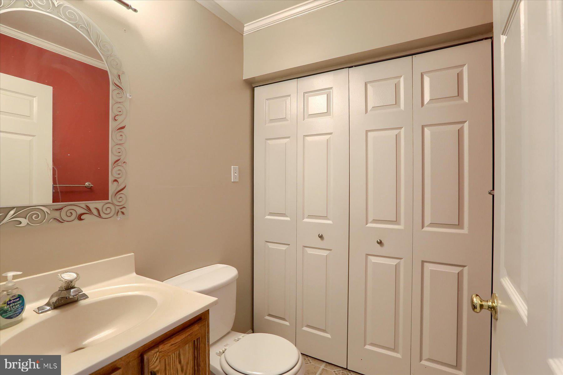305 Country Club Road, Unit 305 Red Lion, PA 17356 - Photo 3 of 24 Gallery Image 3