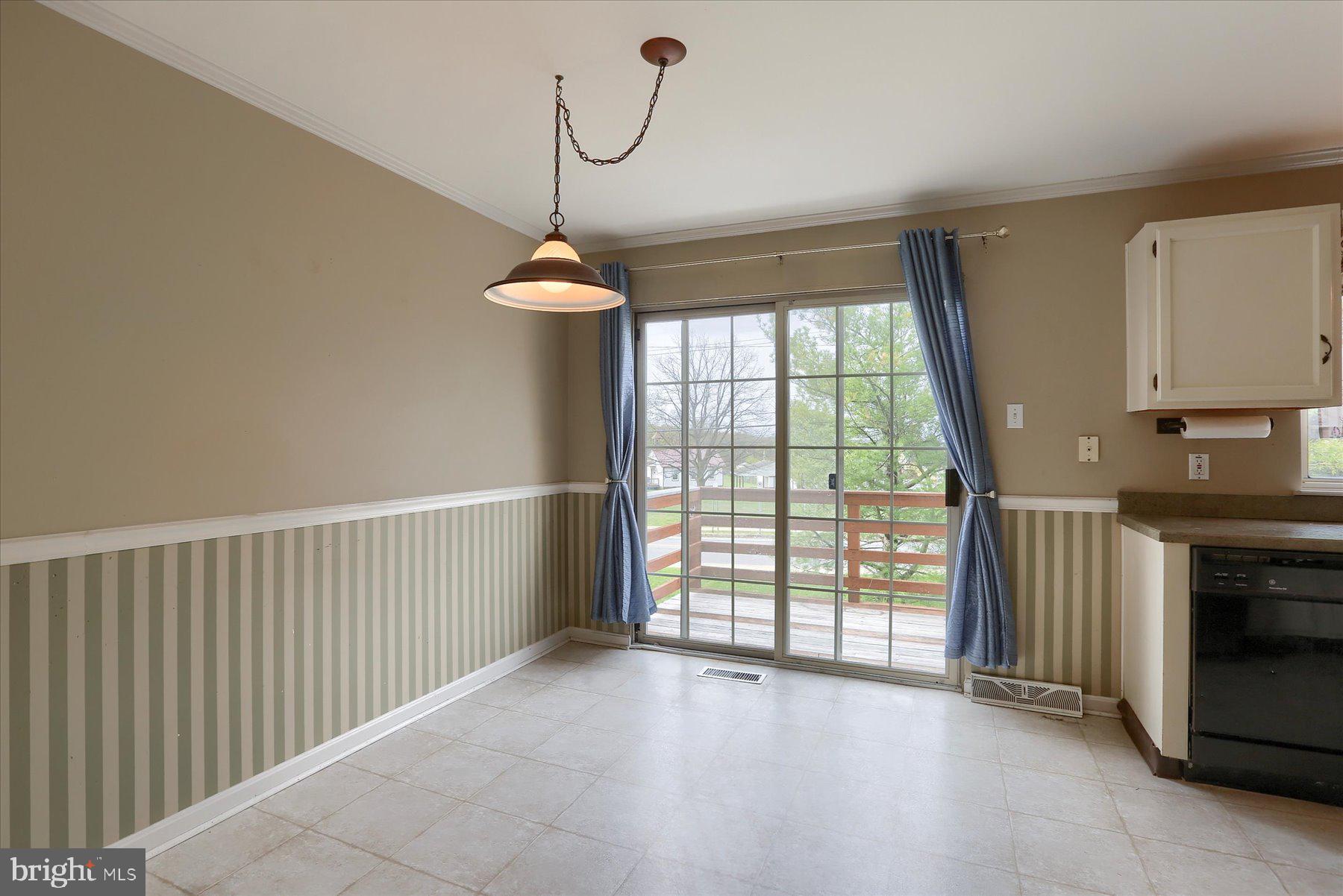 305 Country Club Road, Unit 305 Red Lion, PA 17356 - Photo 6 of 24 Gallery Image 6