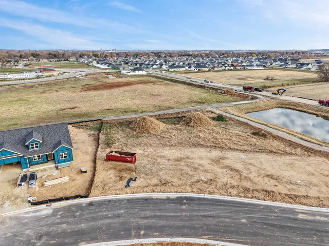 $89,900 | Lot 2 South Eight, Evansville, WI 53536