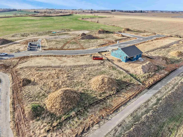 $89,900 | Lot 2 South Eight, Evansville, WI 53536