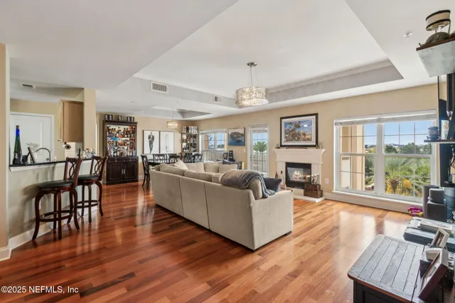 $429,900 | 400 East Bay Street, Unit 208, Jacksonville, FL 32202