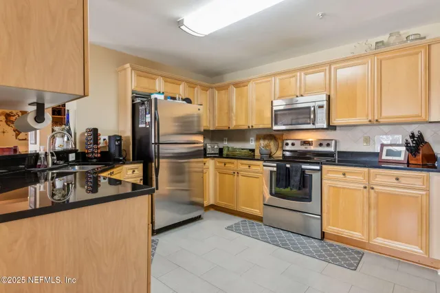 $429,900 | 400 East Bay Street, Unit 208, Jacksonville, FL 32202