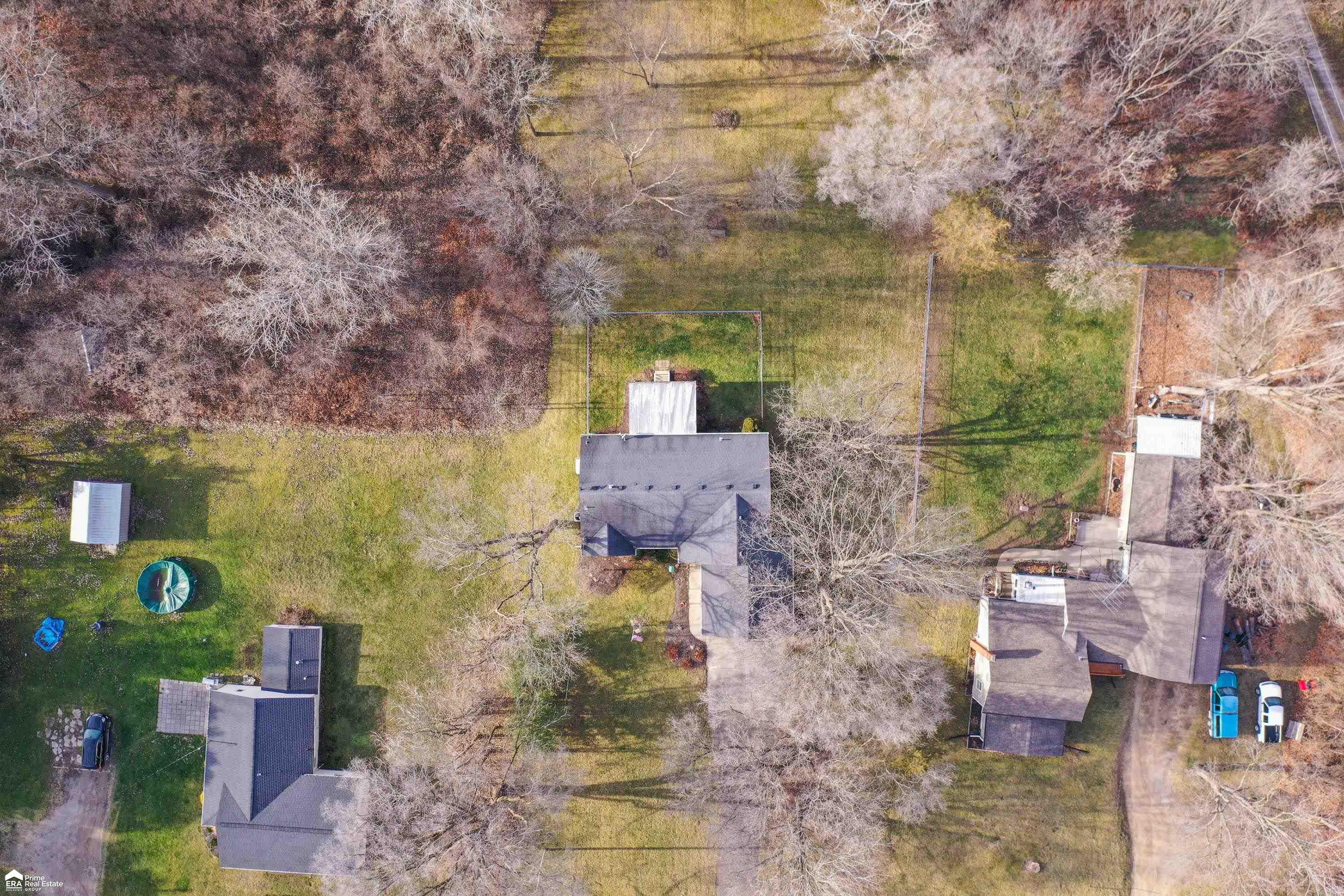 8213 North Seymour Road Flushing, MI 48433 - Photo 6 of 46 50097863-5.JPG
