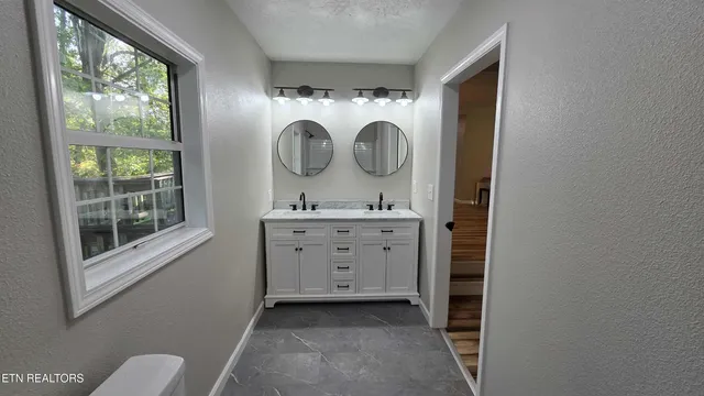 $283,000 | 54 Hamby Lane, Crossville, TN 38555