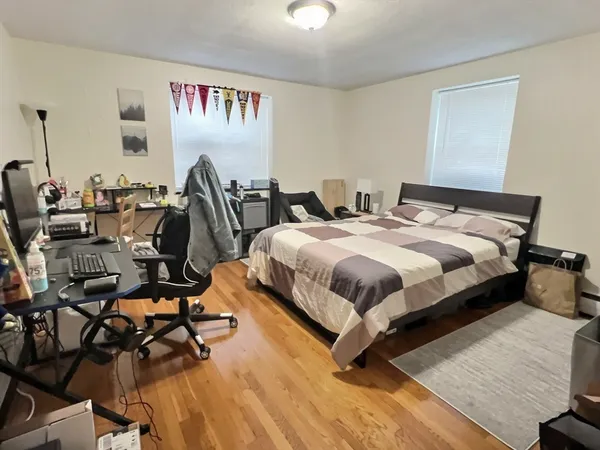 $3,200 | 217 Kent Street, Unit 17, Brookline, MA 02446