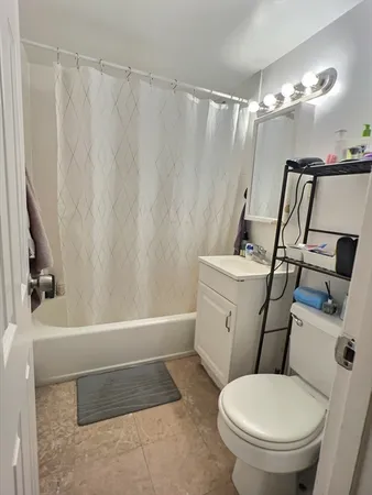 $3,200 | 217 Kent Street, Unit 17, Brookline, MA 02446