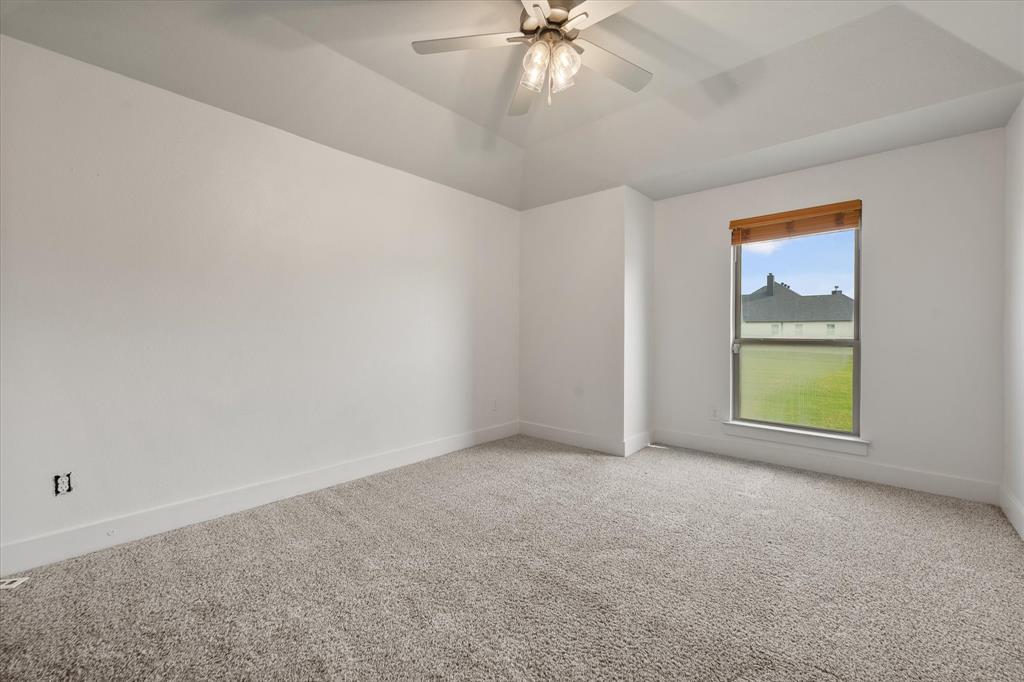 1052 Kessler Road Weatherford, TX 76087 - Photo 21 of 40