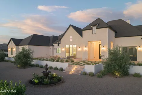 $5,994,998 | 10229 North 64th Street, Paradise Valley, AZ 85253