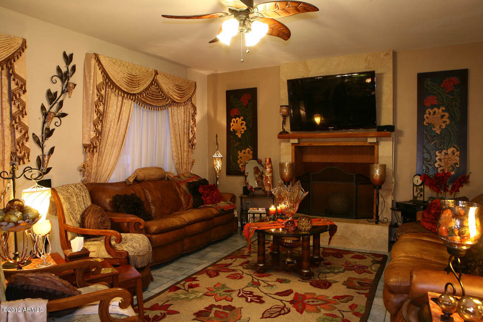 4172 West Post Road Chandler, AZ 85226 - Photo 8 of 31 Night-Family Room