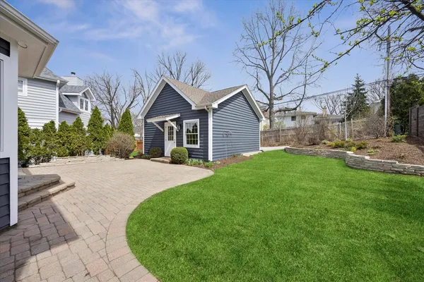 $1,500,000 | 409 South Bodin Street, Hinsdale, IL 60521